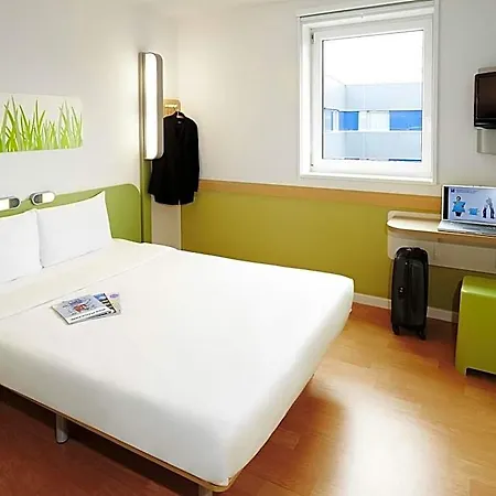 호텔 Ibis Budget Dunkerque 2*